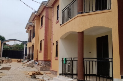BRAND NEW TWO SELF CONTAINED BED ROOM APARTMENT IN BWEYOGERERE, KIRINYA