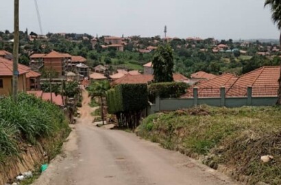 28 Decimals Plot Of Land For Sale Ntinda Kyambogo Rd 650m